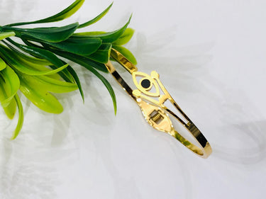 Golden Eye Bracelet
